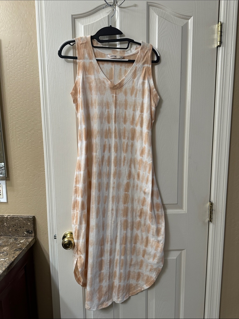 Sonoma Sleeveless V-Neck Maxi Dress in Peach and White Tie-Dye